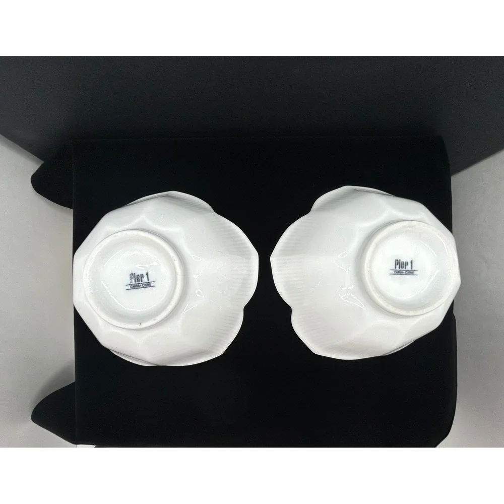 Pier 1 White Porcelain Lotus Flower Petal Ribbed Bowls Set of 2 Minimalist 5.5in
